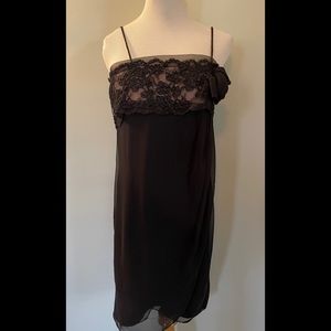 🆕 [En Francais] Black Lace Lined Cocktail Dress Sz 4